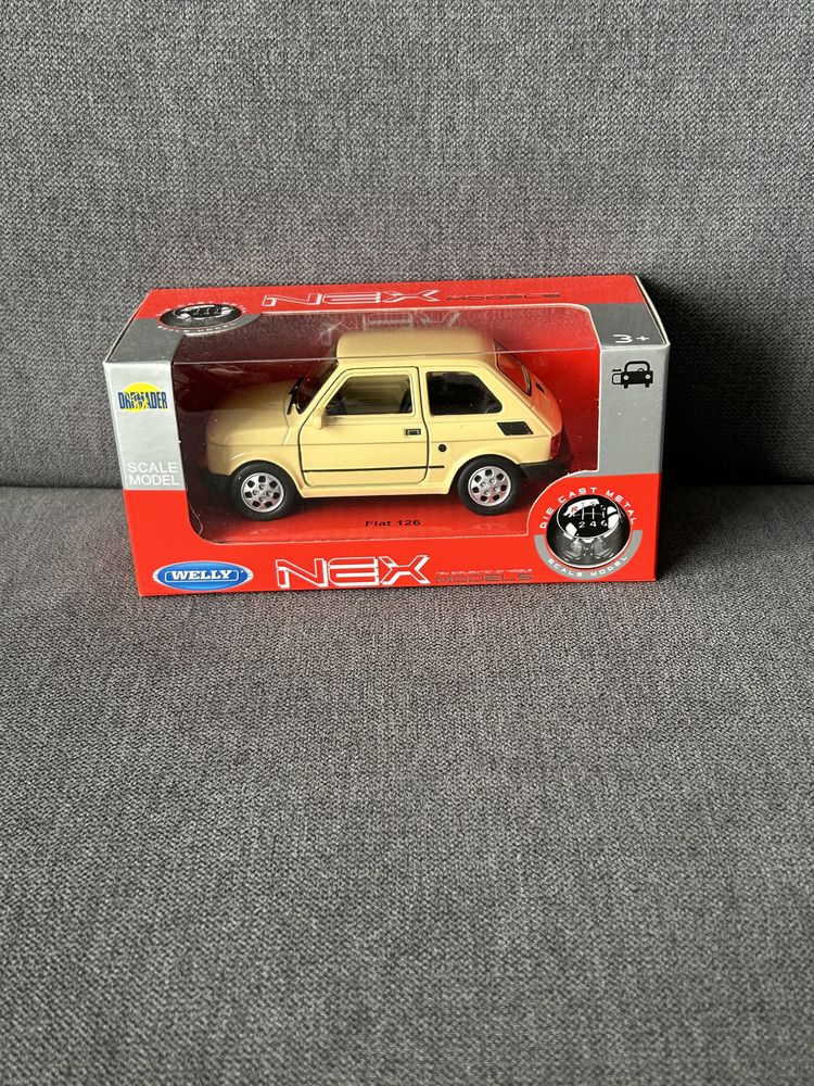 Fiat 126 p welly kremowy