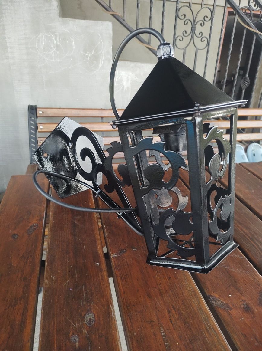 Lampy zewnętrzne , kinkiety