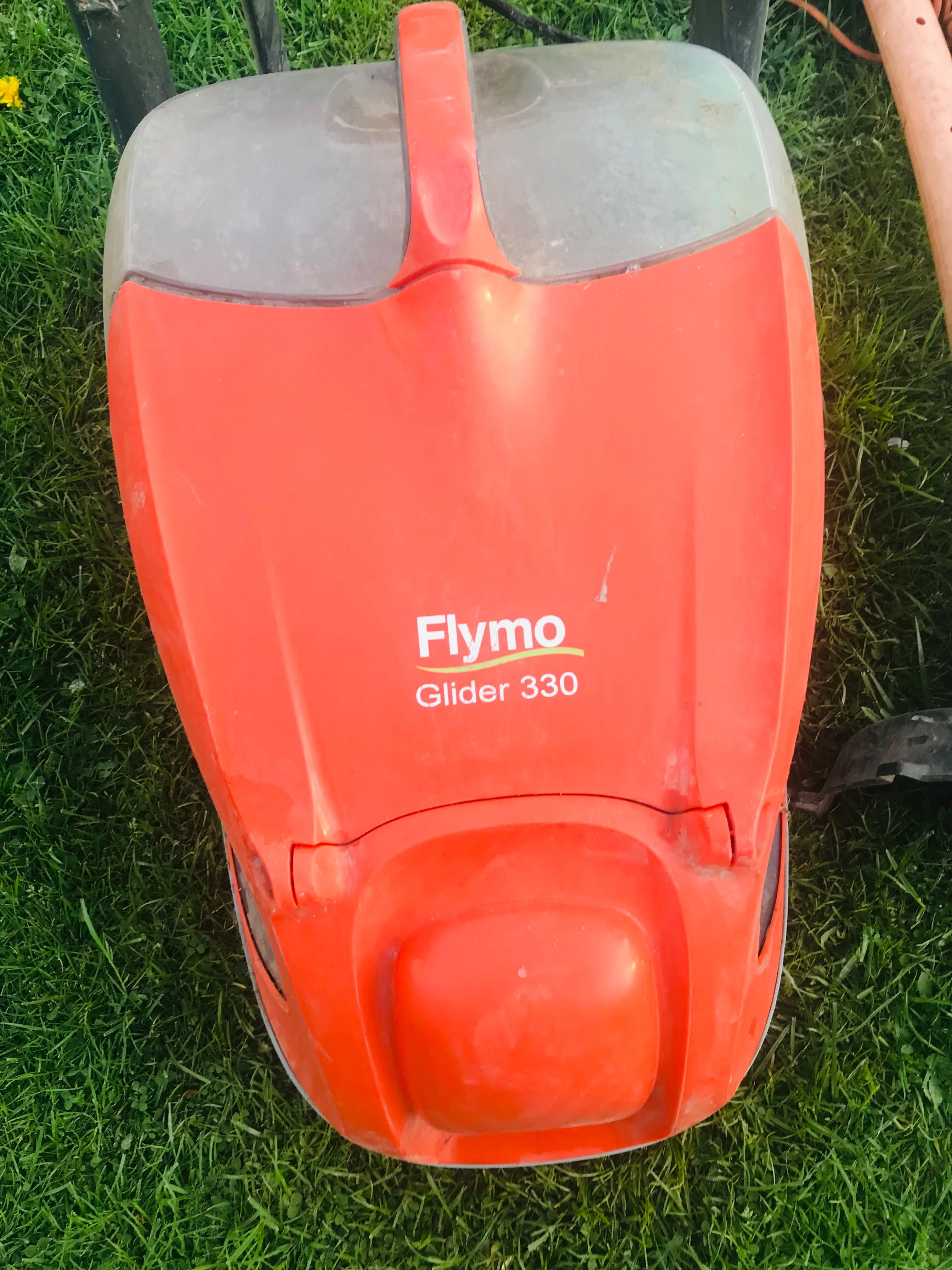 Kosiarka Flymo Glide 330 Plus gratis podkaszarka black and decker