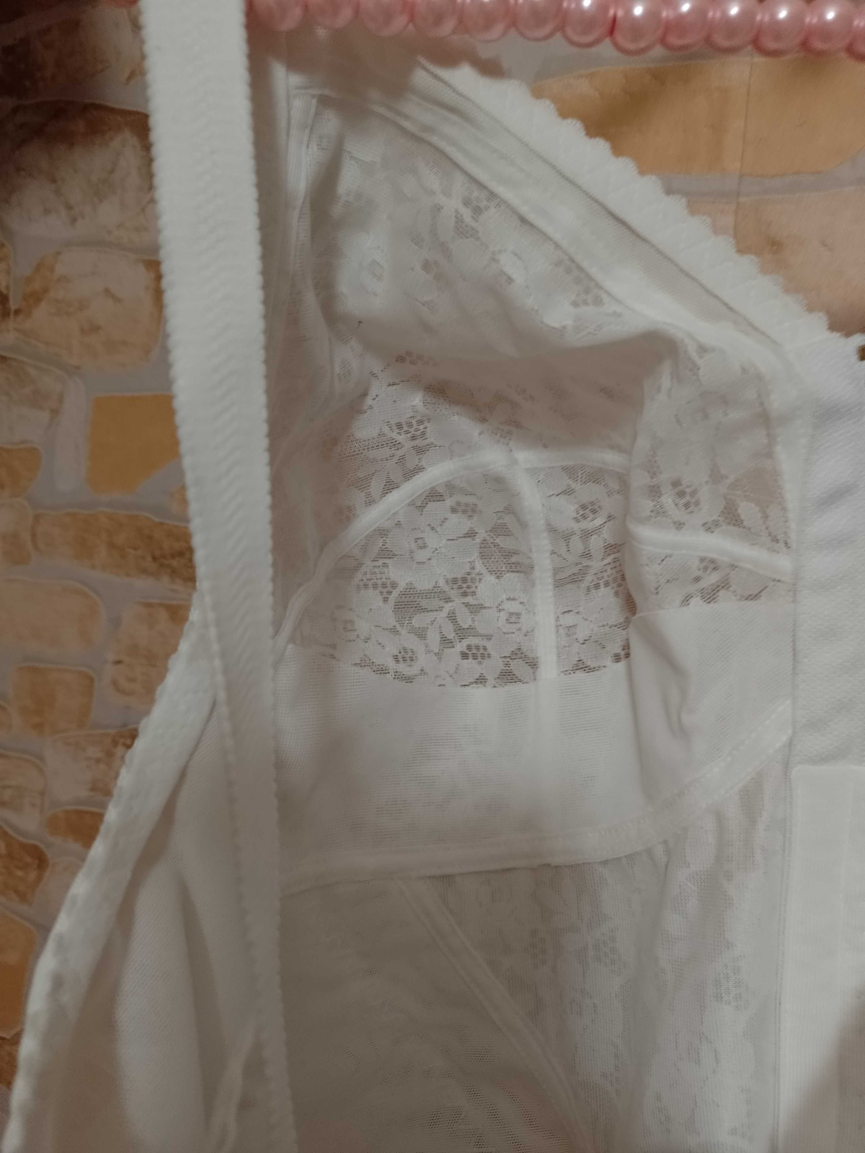(105C) Triumph/ Biała halka modelująca do pończoch, NOWA