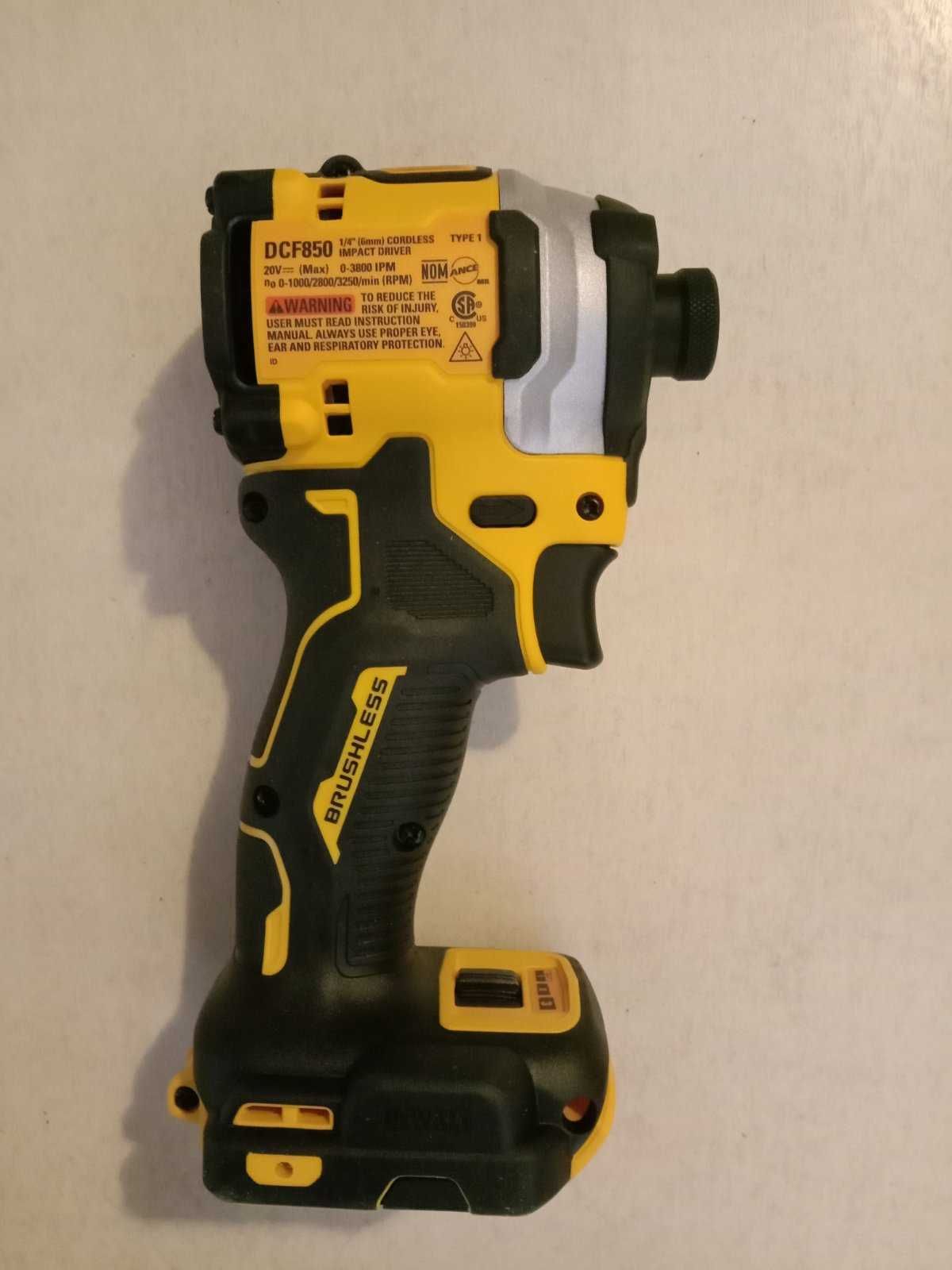 Імпакт Dewalt DCF 850.