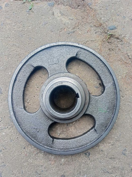 Шків колінвала двигуна Ваз 2101-2107