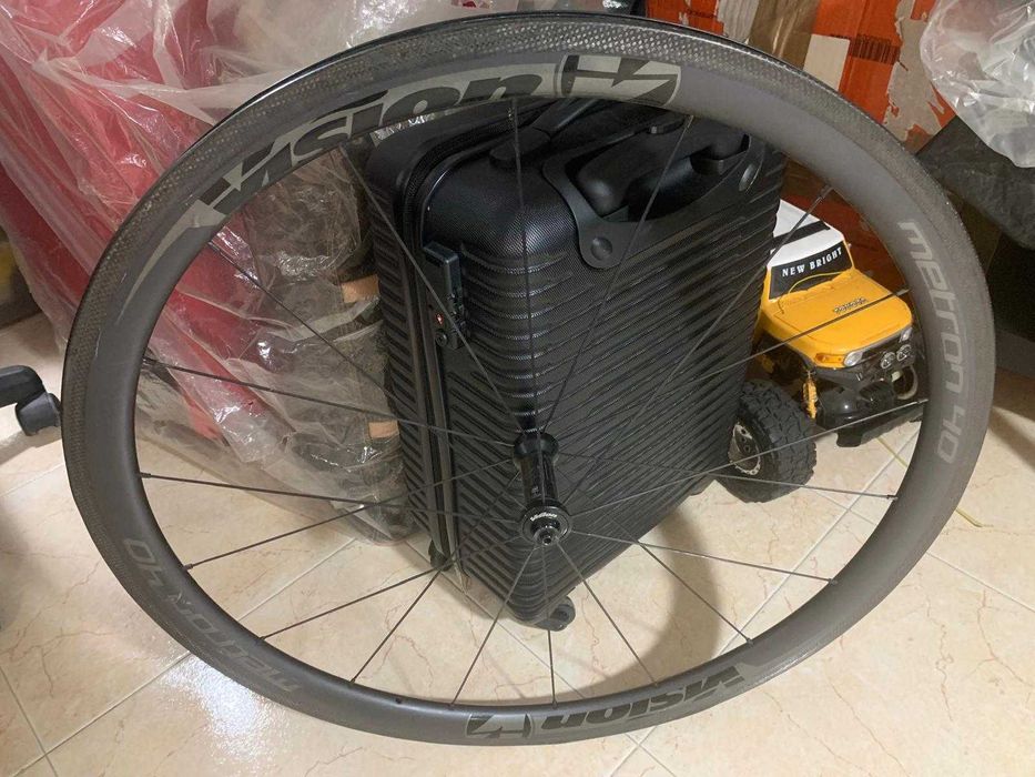 4 Rodas de carbono Vison metron rim brake