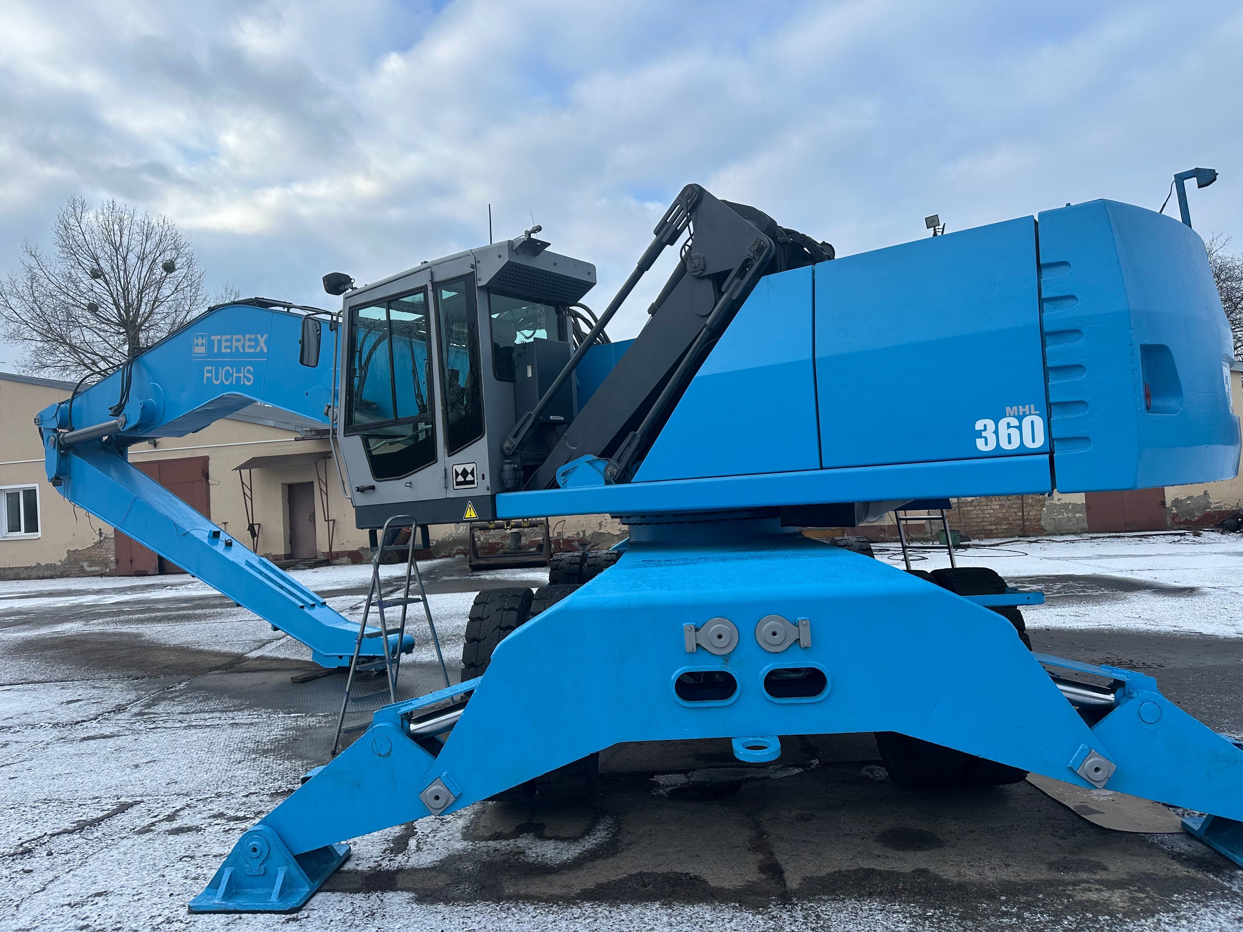 Продам Terex Fuchs MHL 360 у відмінному стані або здам в оренду!