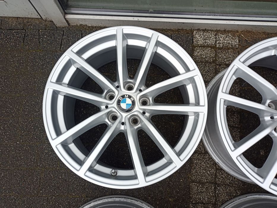 BMW 17 "Serii 3 G20 G21 Serii 5 G30  X1 X3 2020 rok Felgi Alumin 5*112