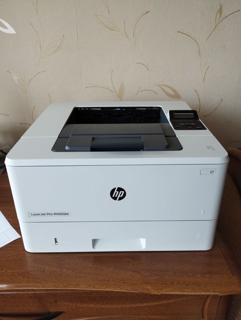Принтер HP laserjet Pro M402dw (міцний горішок)