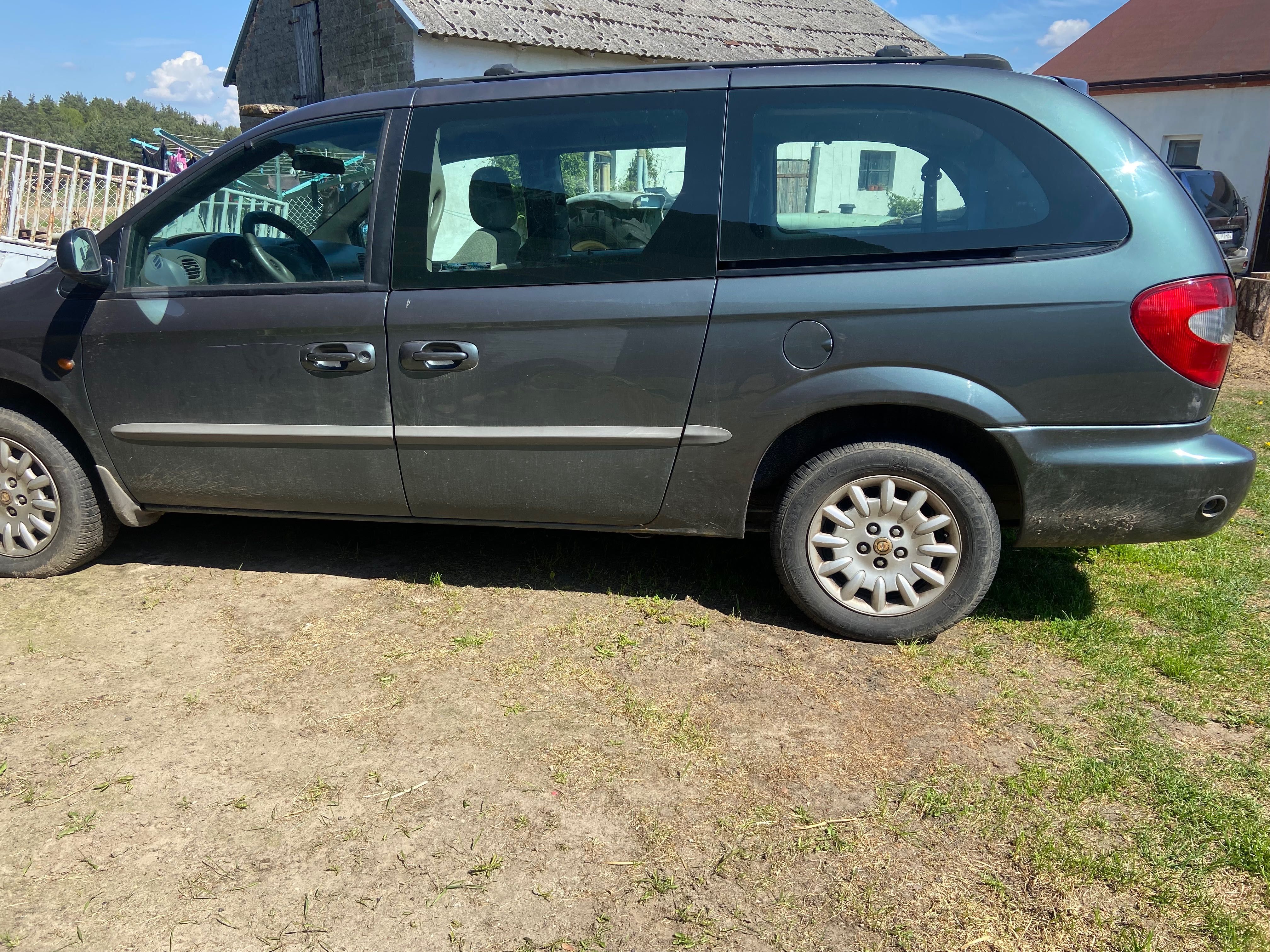 Chrysler Grand Voyager b+g 2.5 2001 automat