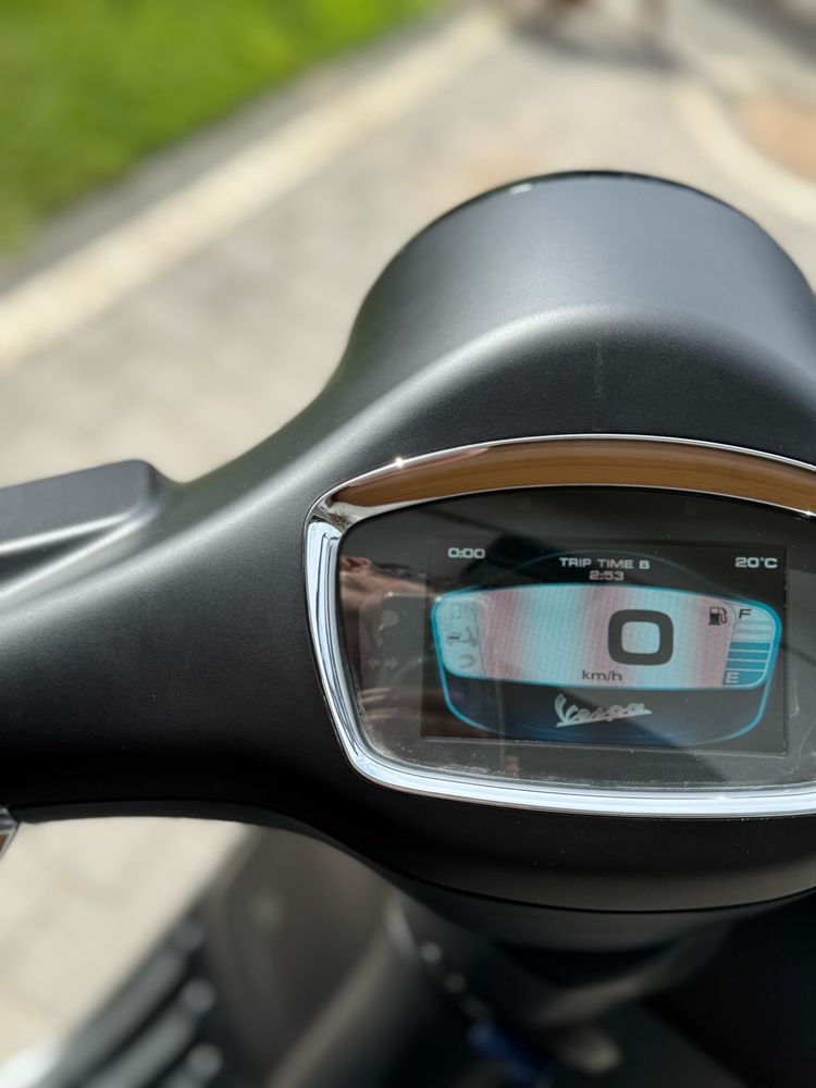 Vespa Primavera 125 – rocznik 2024 – jak nowa!