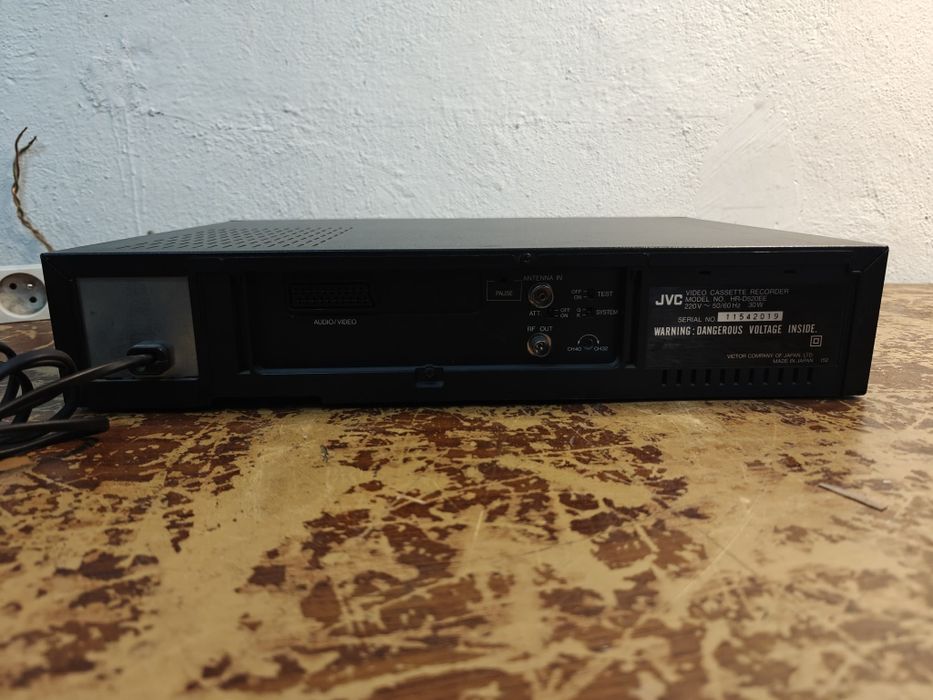 Magnetowid JVC HR-D520EE