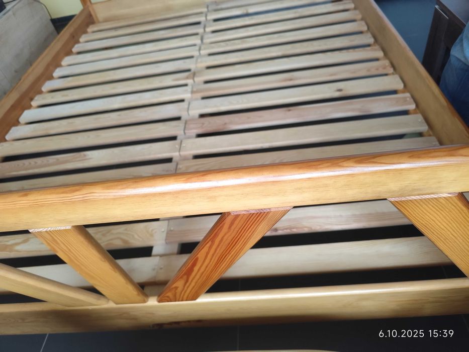 Łóżko sosnowe solidne stelaż materac koło memory silver avtive 160x200