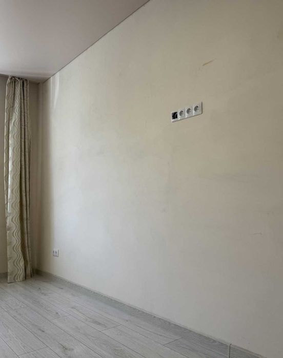 Продаж 1-кімнатної квартири • Озерна • ЖК «Приозерний»