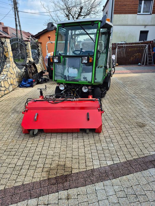 ETESIA 124 4x4 z kabiną, zamiatarka, pług do śniegu Faktura VAT