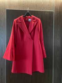 Сукня-піджак, приталена червоного кольору