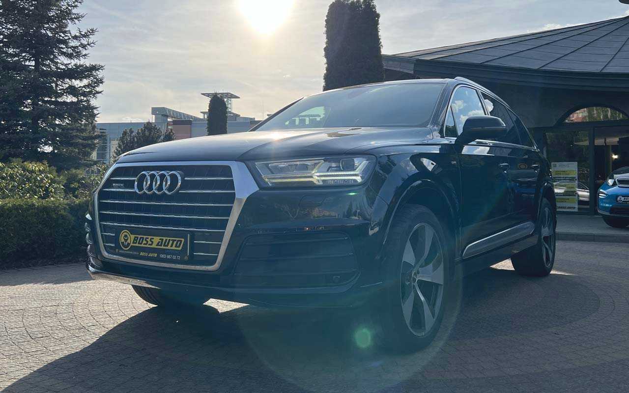 Audi Q7 2015 року