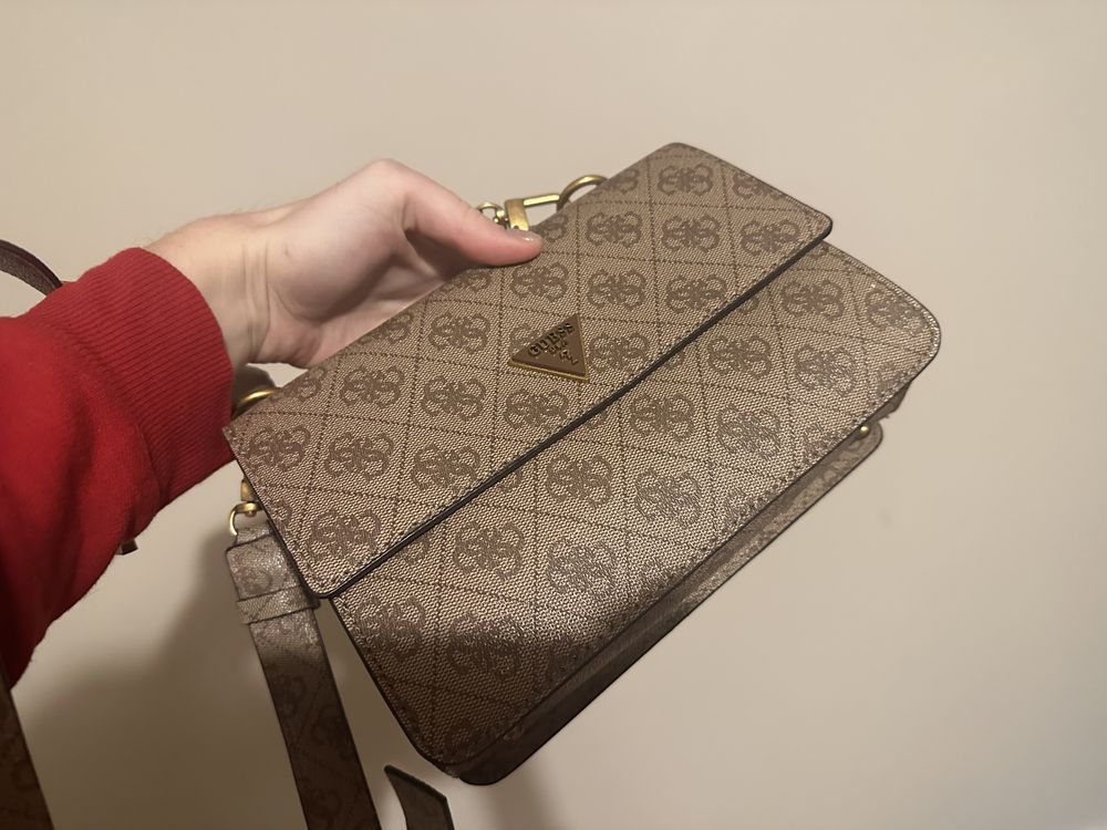 Torebka guess Alexie crossbody