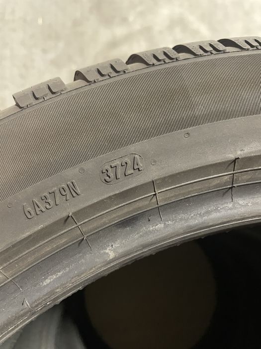 Opony Pirelli Scorpion Winter 2 255/45 R20