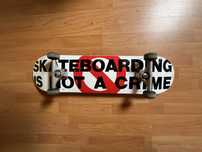Santa Cruz sk8 its not a crime 8” ed limitada
