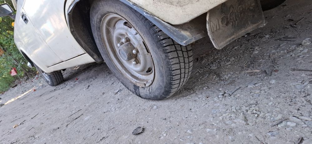 Автомобіль Иж Москівч 412