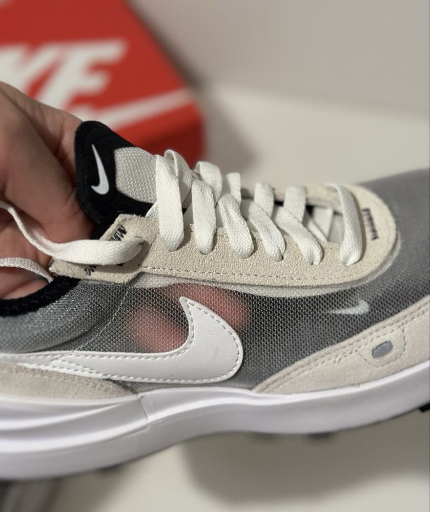 Кросівки Nike Waffle One Розмір: EUR 38