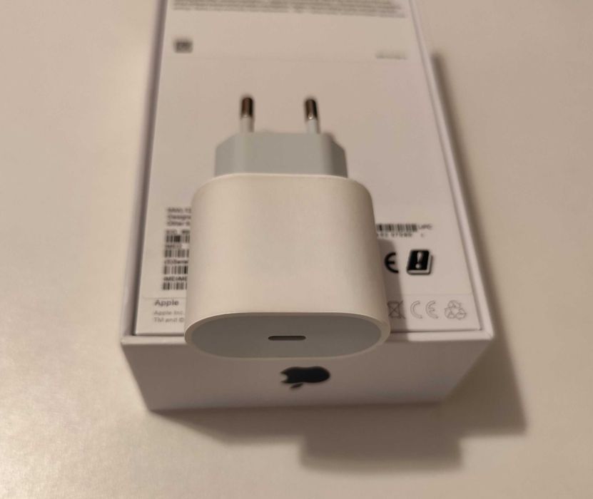 Блок питания Apple 18W USB Power Adapter