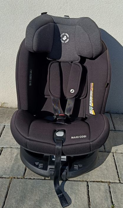 Maxi Cosi Emerald i-Size - PRZODEM I TYŁEM - 0-7 lat