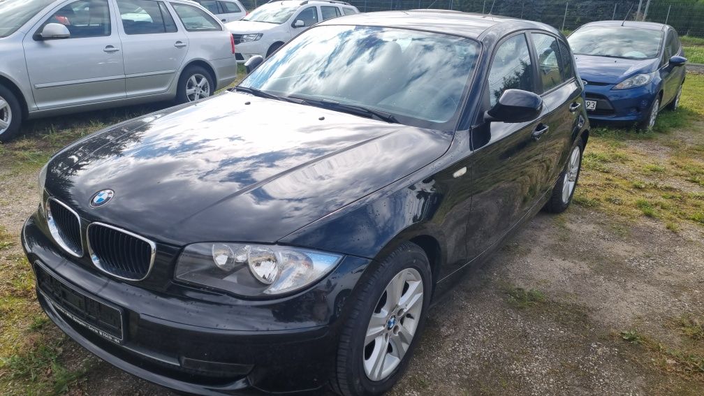BMW 1 E87 LIFT 2011 rok 2.0i Mały przebieg Bezwypadkowa z niemiec