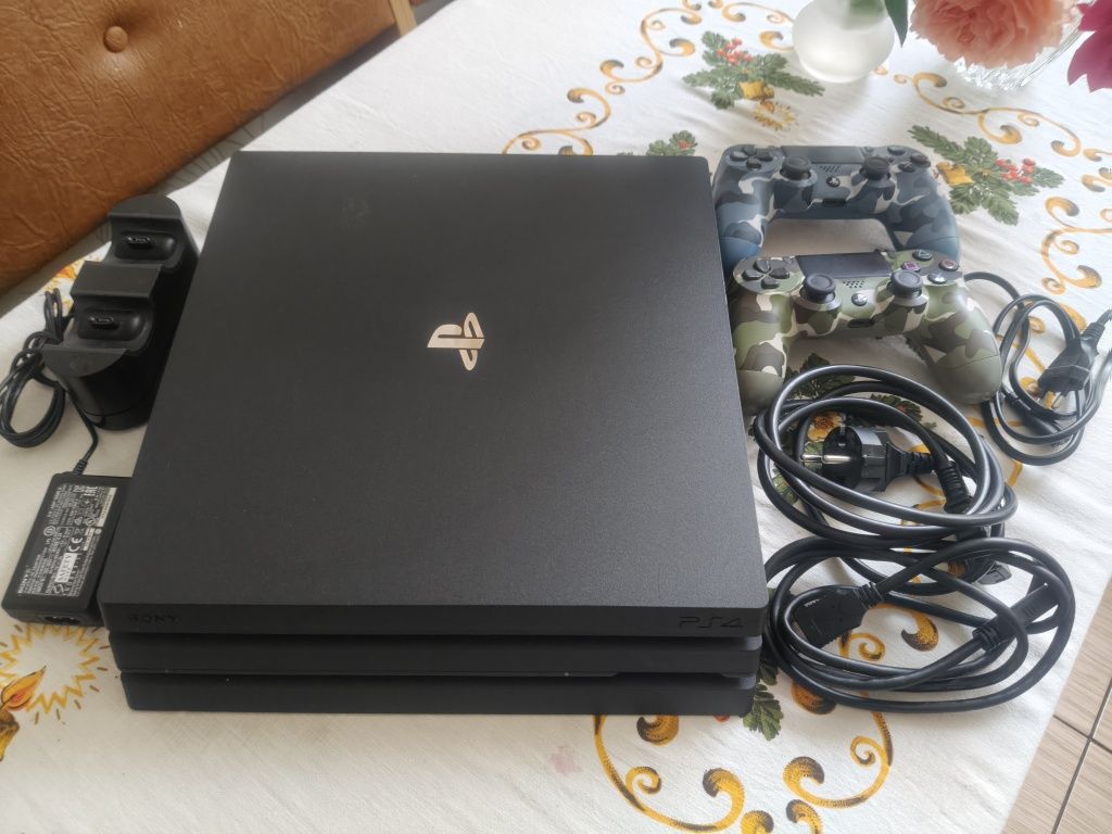 Sony PS 4 PRO 1 Tb