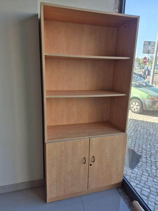 Moveis de escritorios,lojas  muito Barato