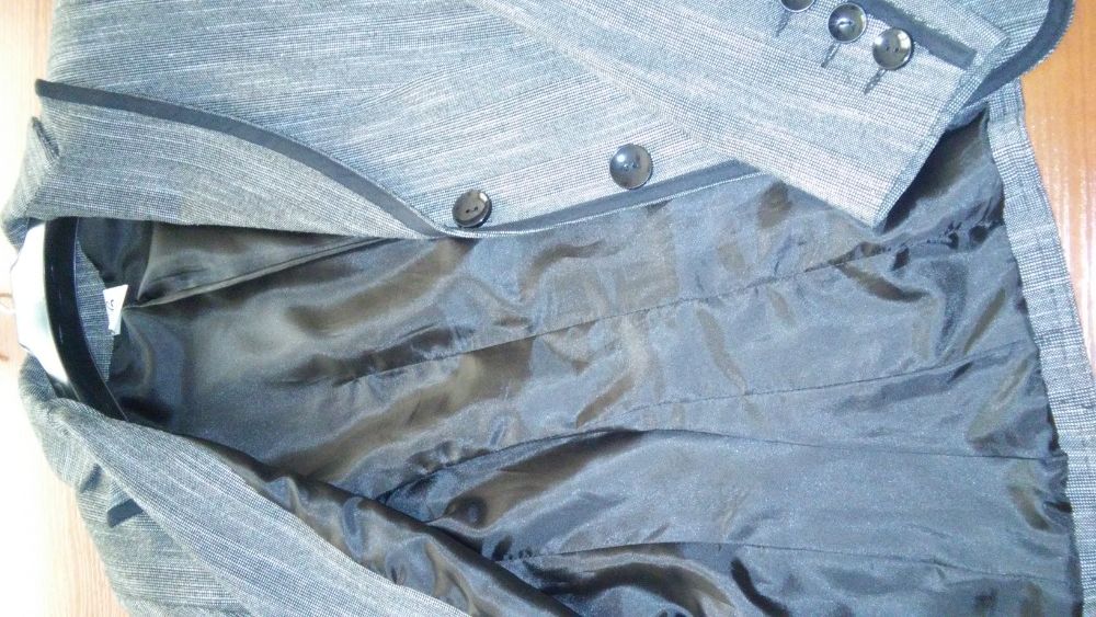 Żakiet, marynarka damska Jacqueline Riu rozmiar 38