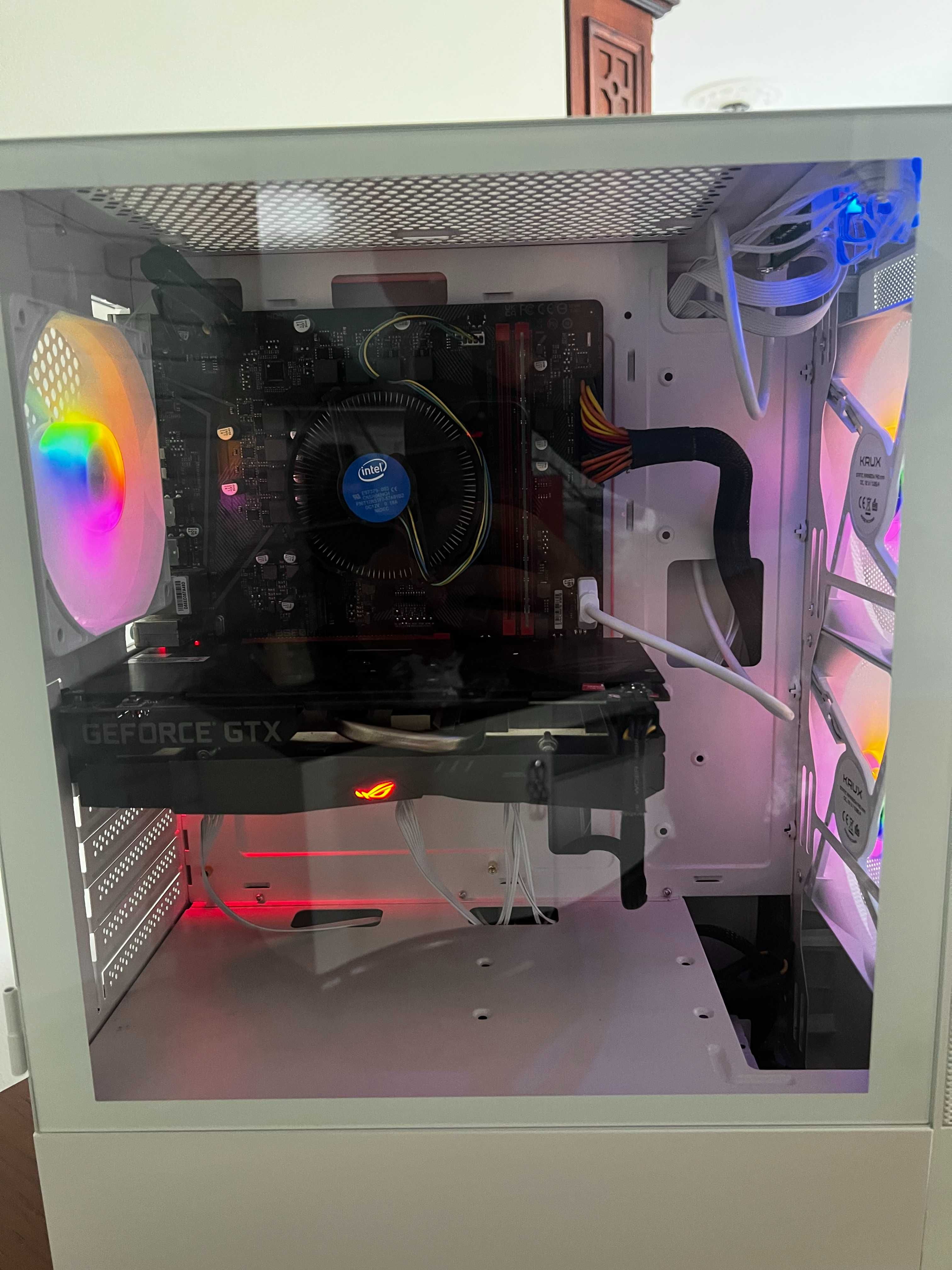 Komputer stacjonarny i3-10100f GTX 1650 Super 16gb RAM SSD 512gb