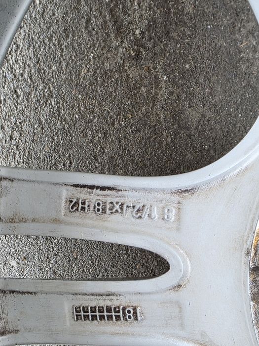 Jantes Originais BMW 18" Pack M com Pneus 225.45.18 + 255.40.18