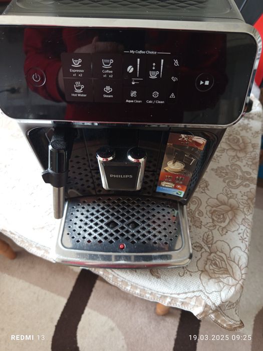 Продам Кофемашину Philips Series 1200 EP1224/00