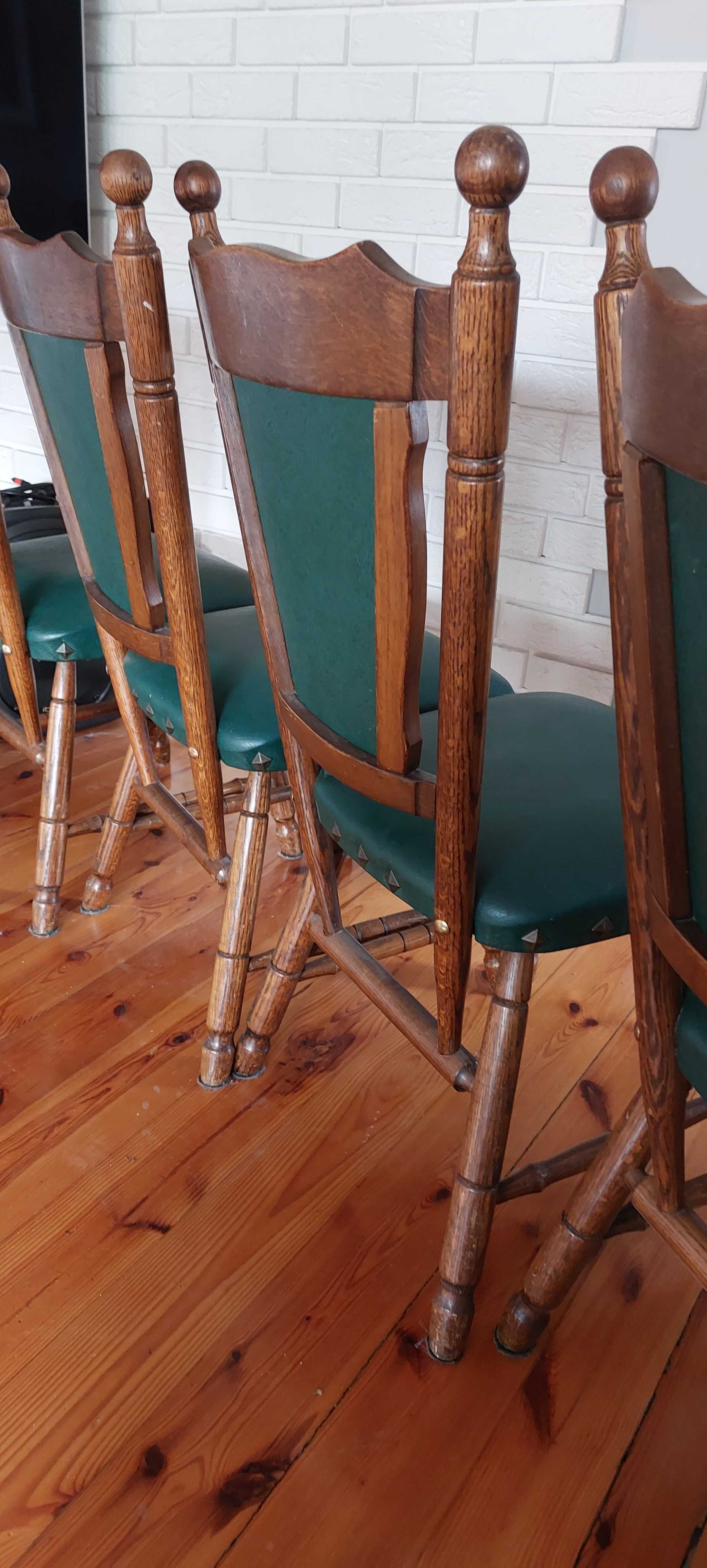 Komplet 4  krzesła drewniane tapicerowane  solidne