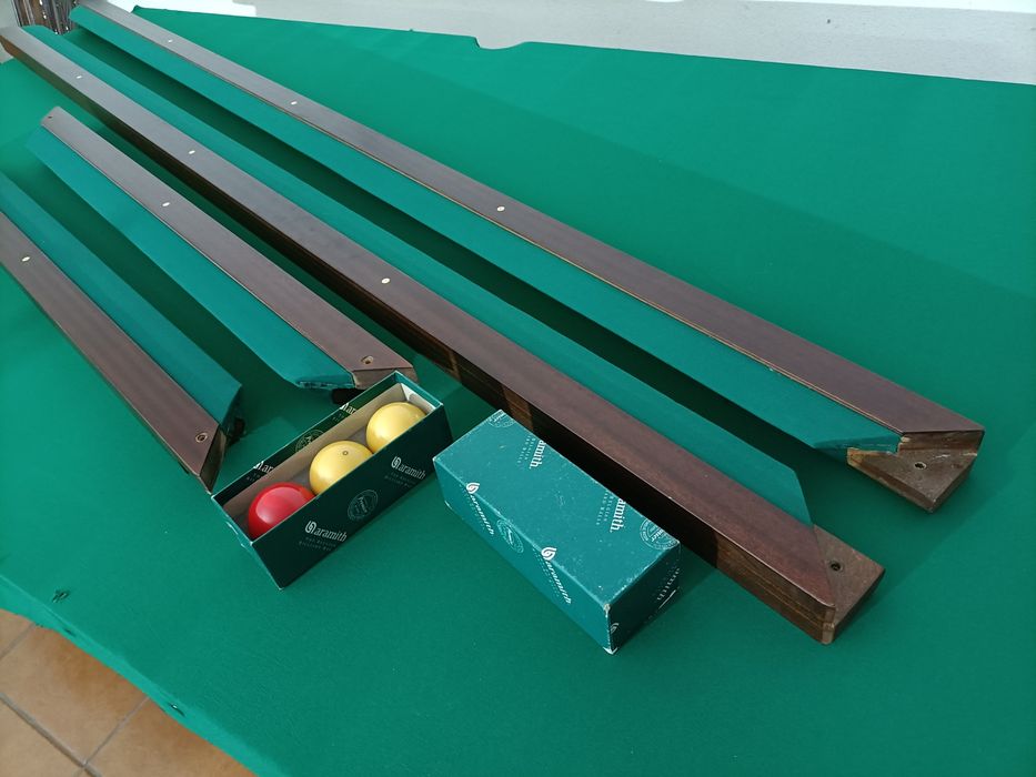 Aro de bilhar para colocar no snooker com bolas