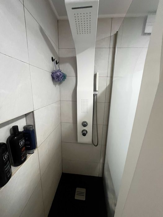 T2 Renovado em Queluz. Excelente localização.