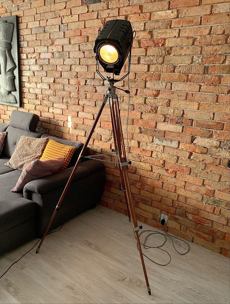 Lampa podlogowa Loft Vintage Industrial filmowa teatralna studyjna