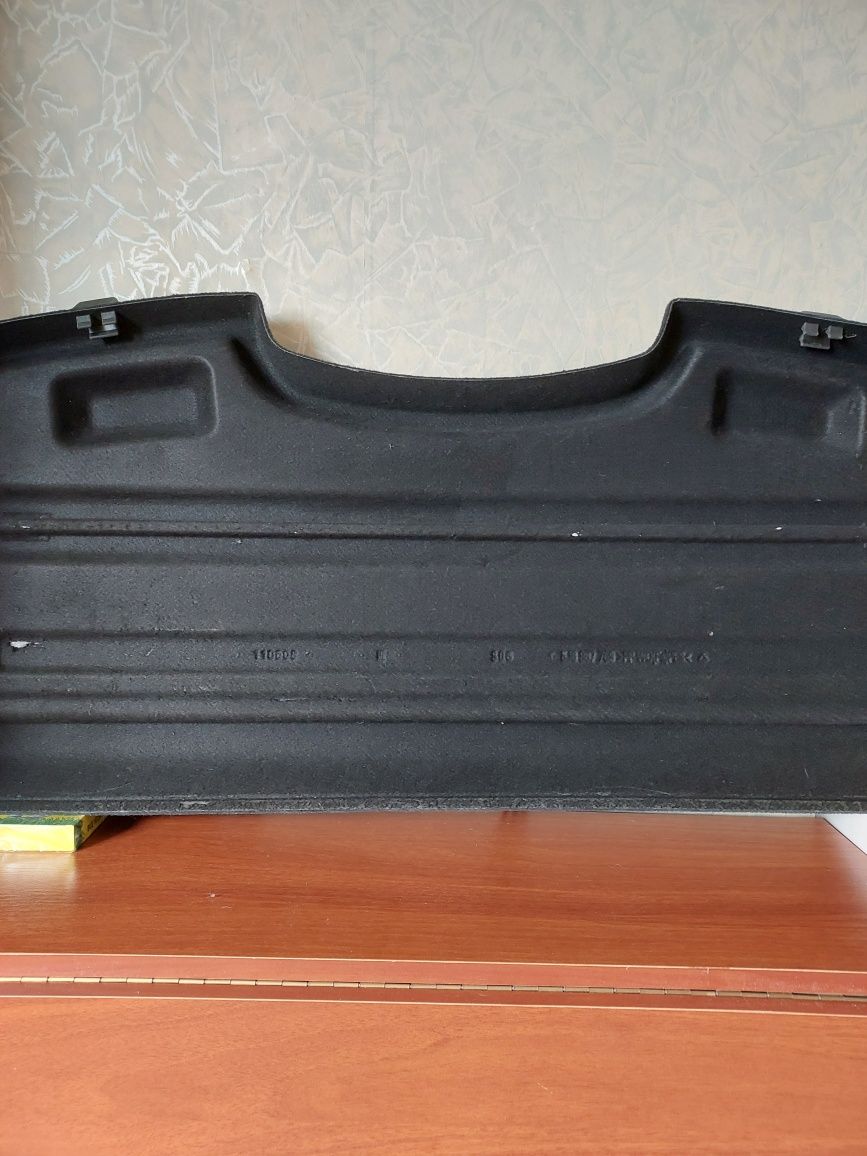 Крышка багажного отдела для Shkoda Fabia New