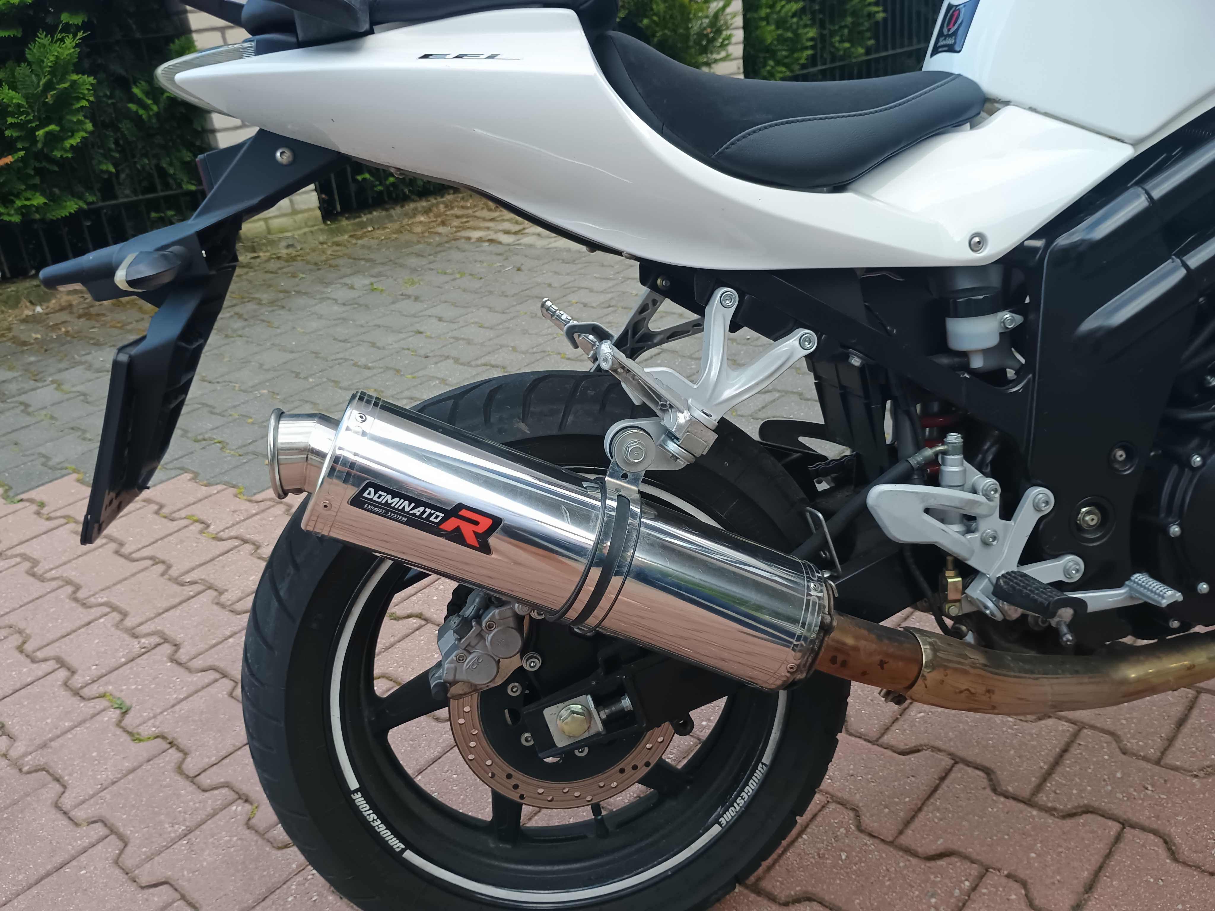 Hyosung.  GT 650