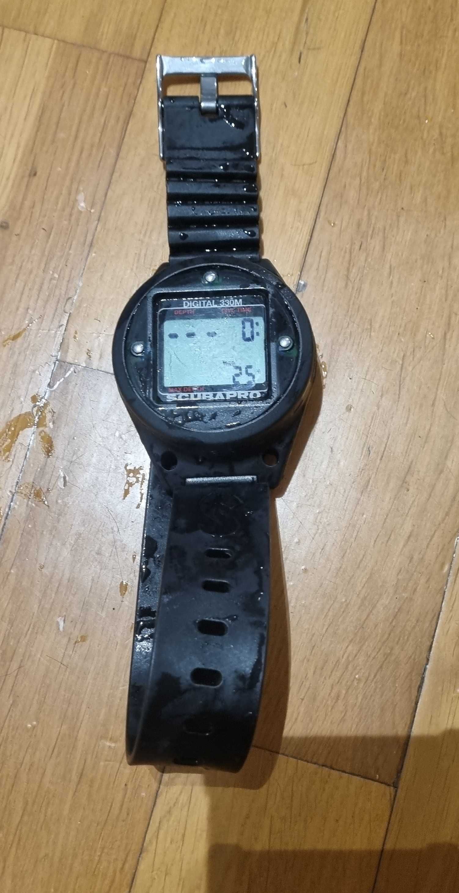 Głębokościomierz DIGITAL 330 m / komputer nurkowy