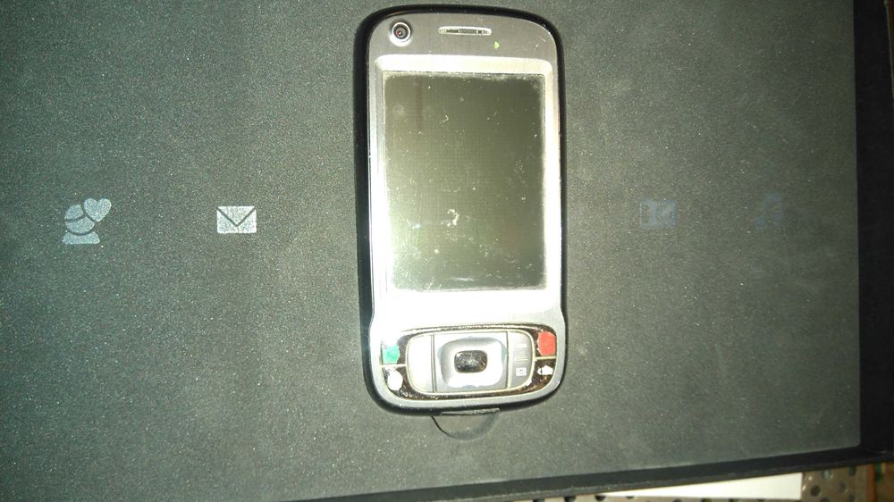 Telefon komórkowy HCT Innovation komplet box