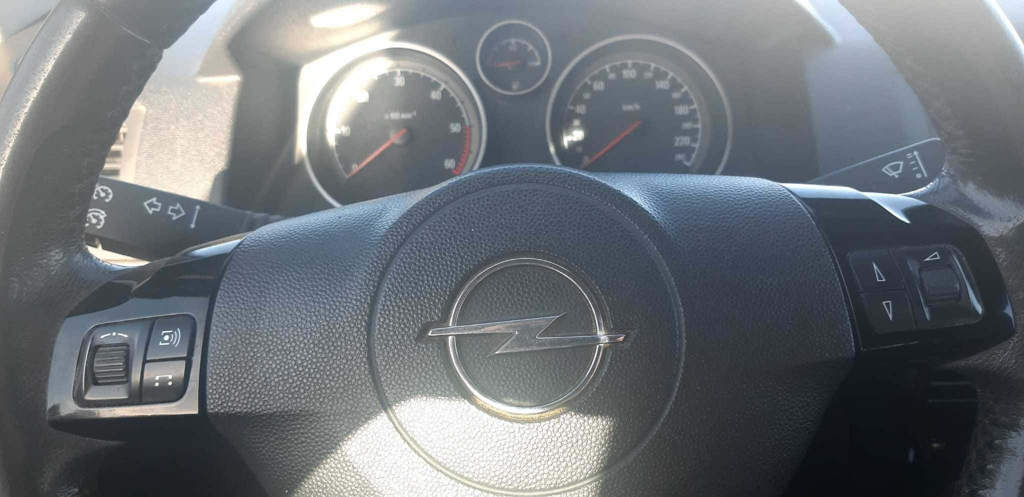 Carrinha Opel Astra - particular (um único dono)