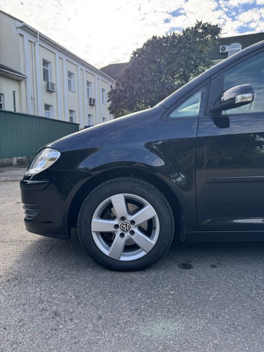 Volkswagen Touran 2009 р. 1,6mpi