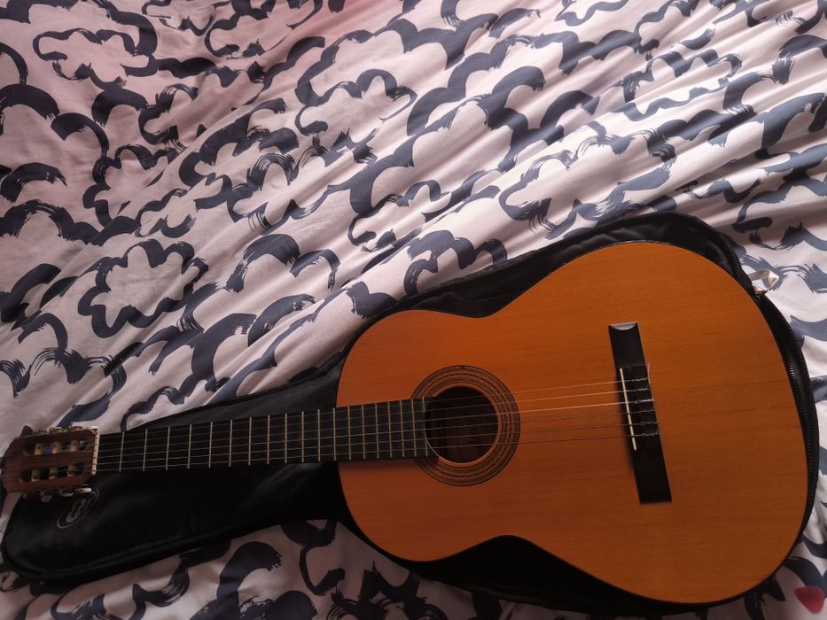 Guitarra clássica Admira
