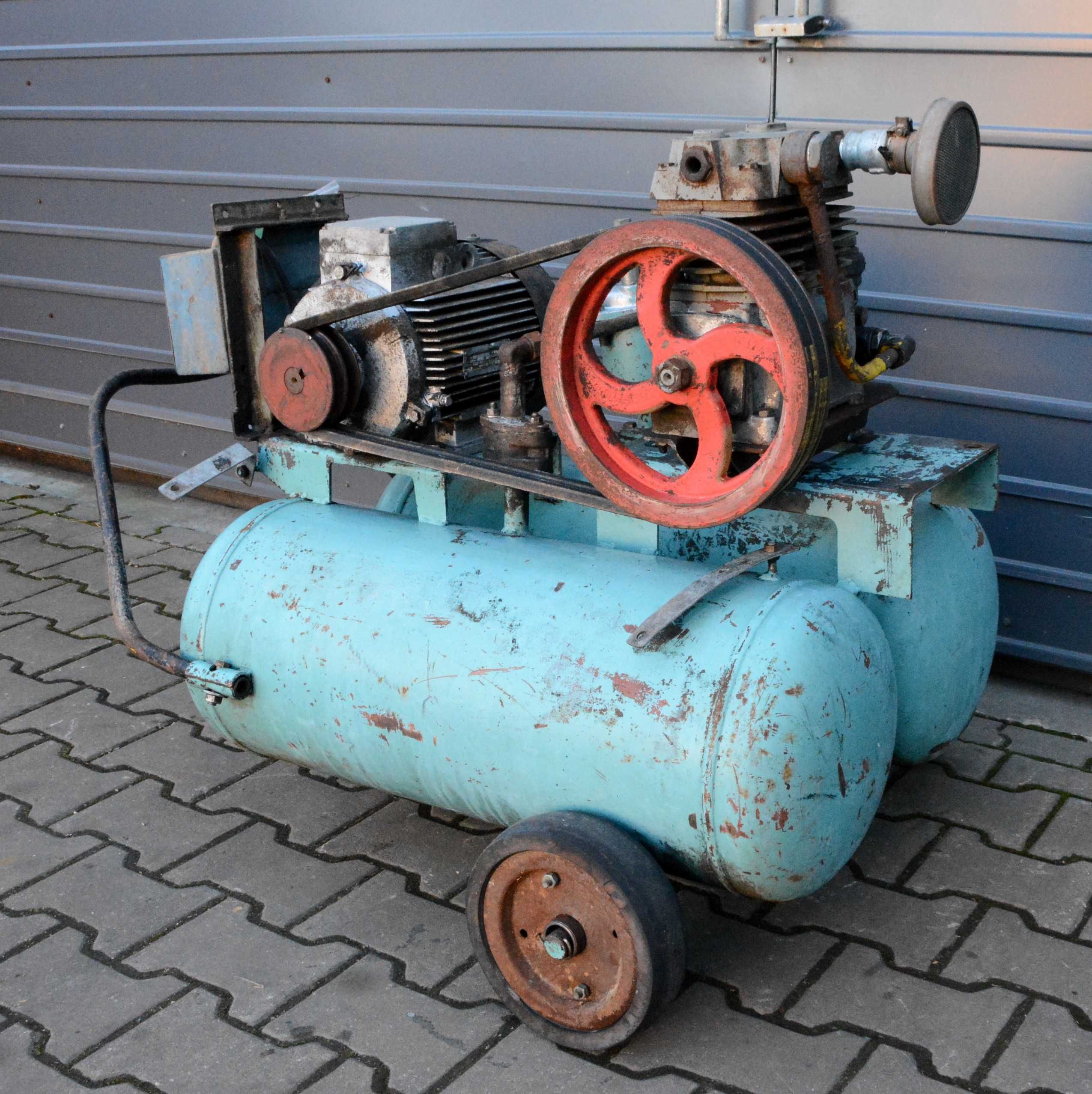 Sprężarka kompresor 4,0kW niesprawna