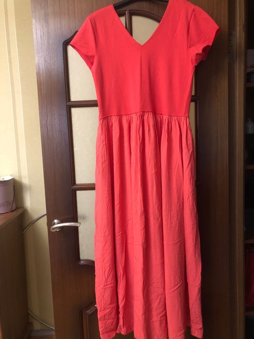 Платье летнее кораллово цвета