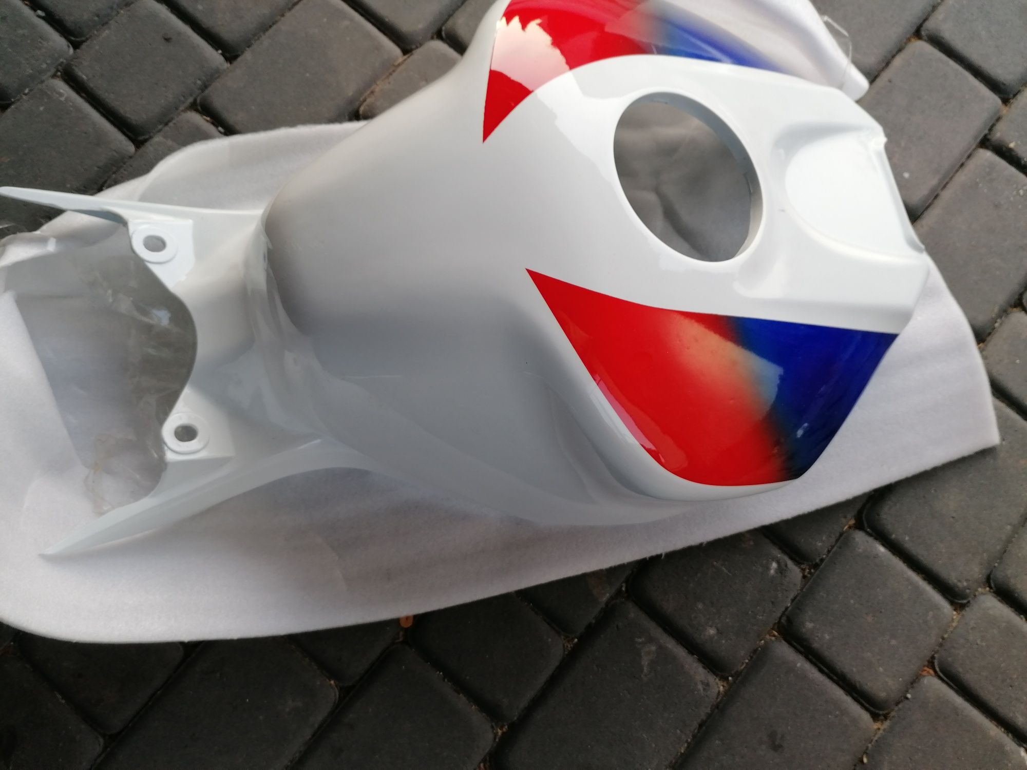 Bak zbiornik paliwa nakładka hrc plastiki Honda cbr 1000rr sc57