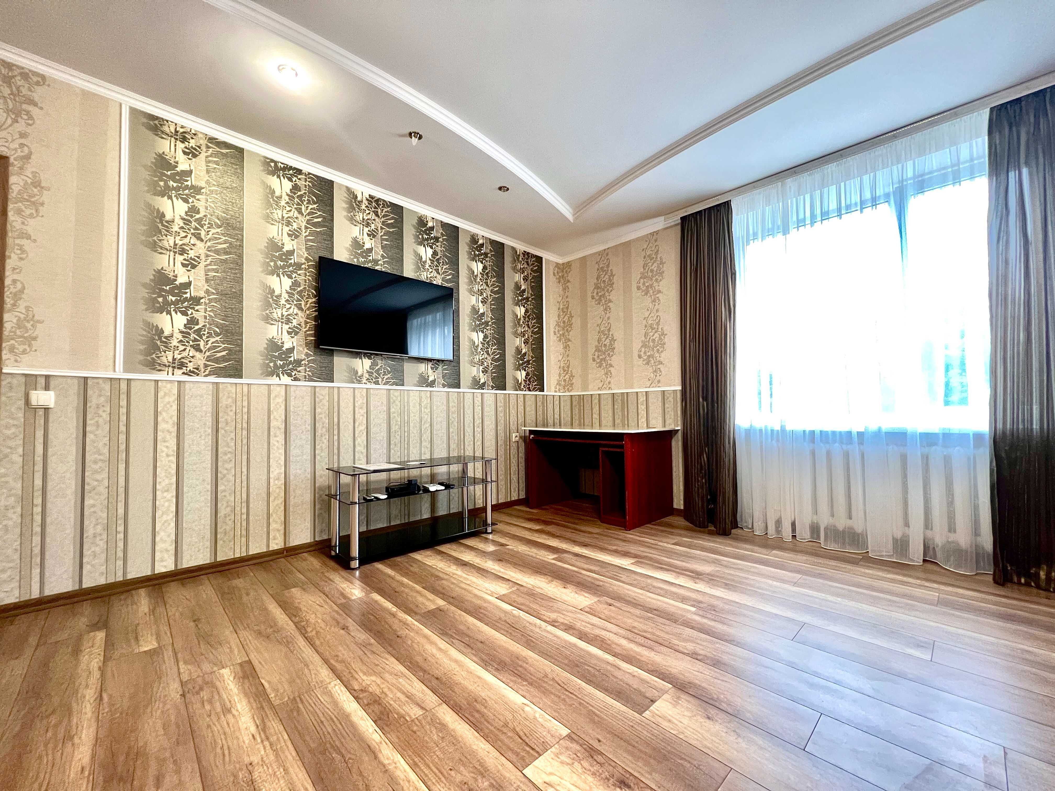 ApartPoltava 2КІМН у новобудові до 7 сп. місць 100м² ЦЕНТР, банк. чек