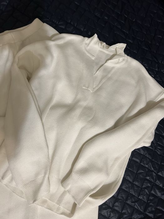 Костюм білий,вʼязаний
