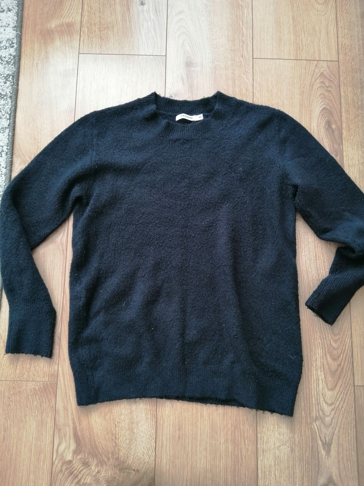 91. Tatuum r. XS sweter w kolorze morskim ciepły na zimę
