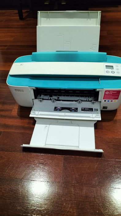 Impressora HP deskjet 3735